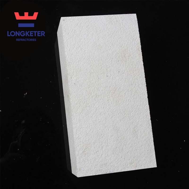 Лека мулитна тухла